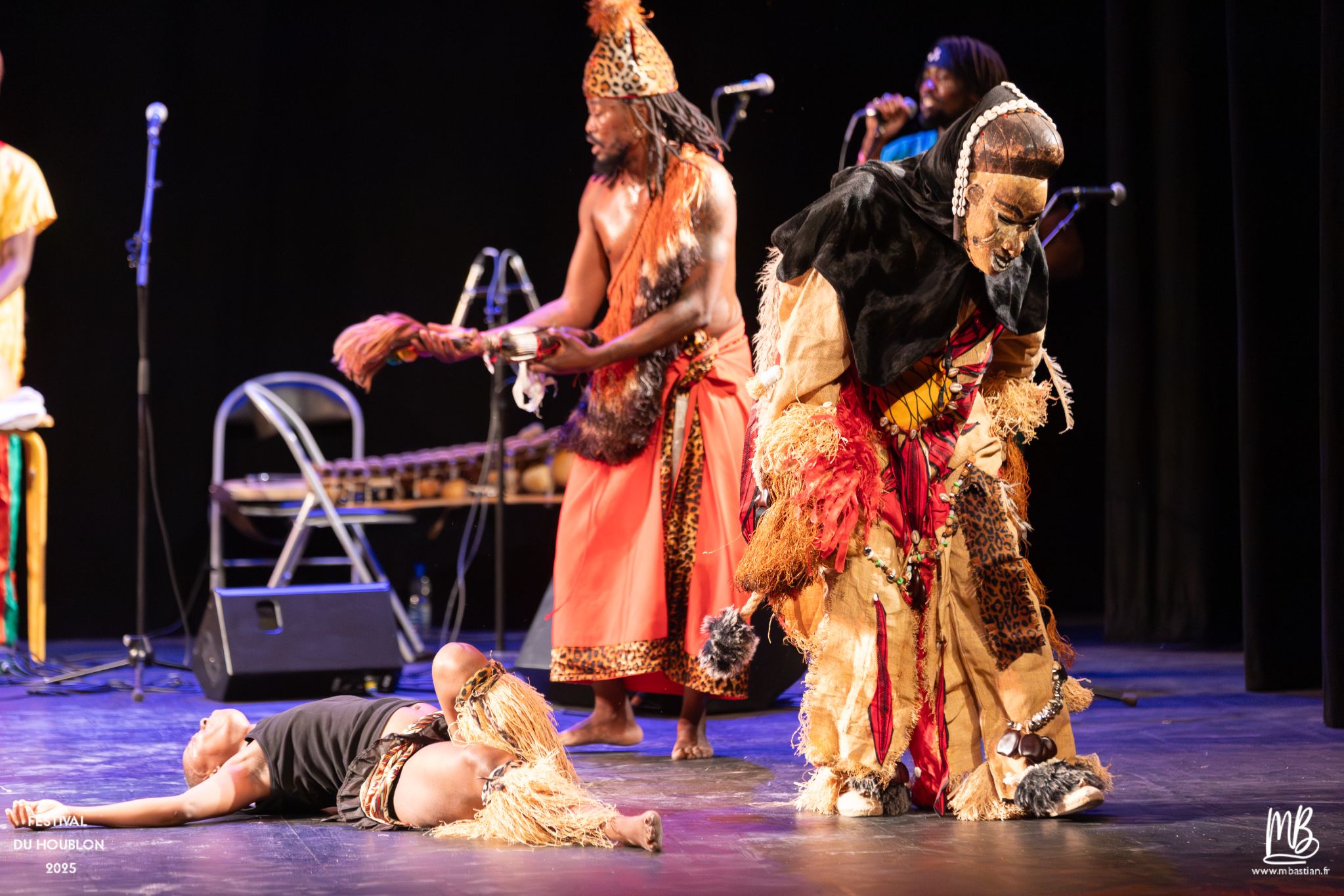 20250821 D'une Monde à l'Autre (Congo) MB 105